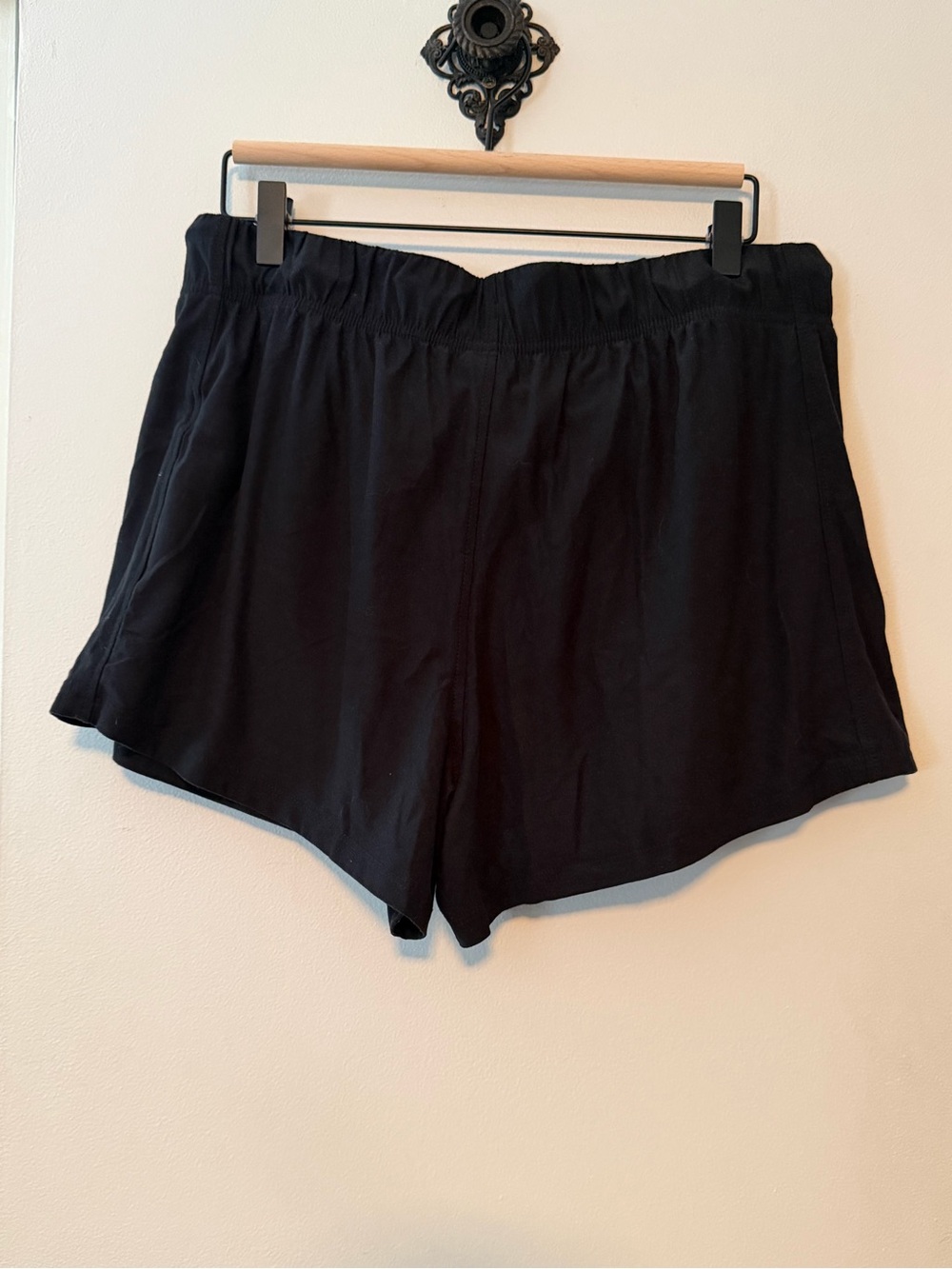 Athletic Works Black Knit Drawstring Athletic Shorts - Picture 2 of 3
